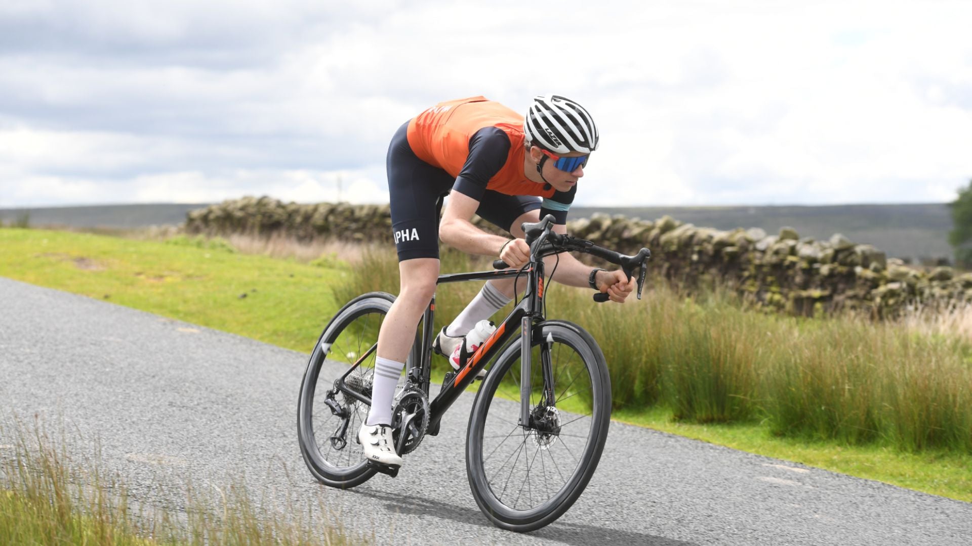 Aero Position on a Road Bike: How to Get More Aerodynamic