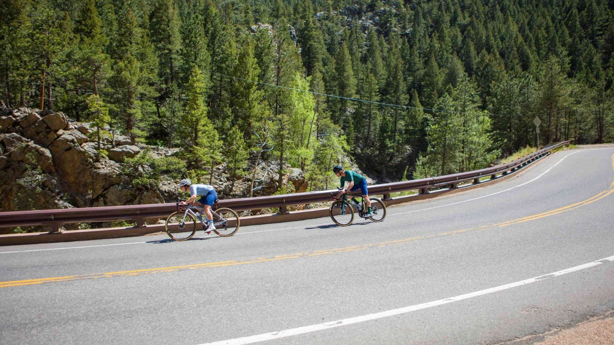 How to Descend Safely and Confidently on a Road Bike: Master the Thrill of the Downhill